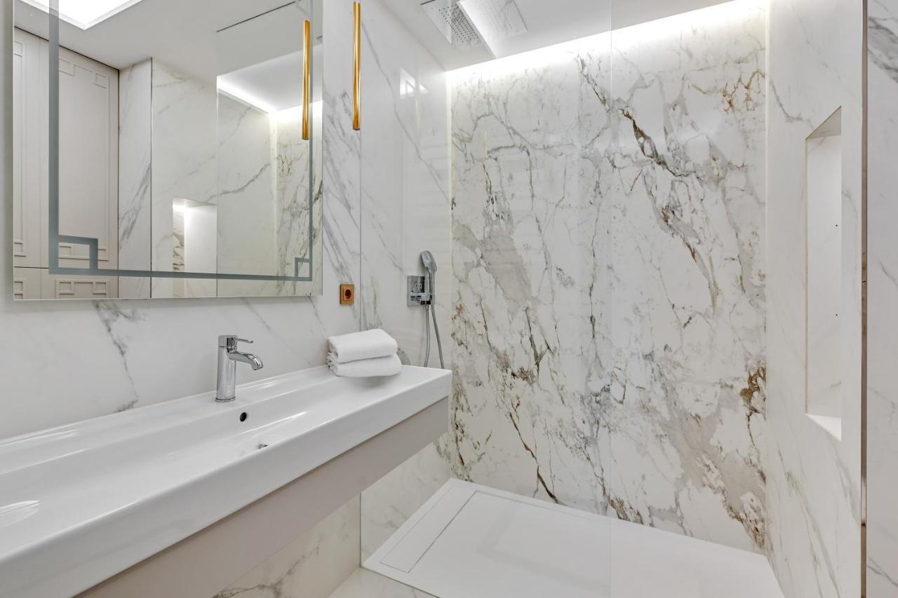 Granaria Rr Deluxe Apartment Old Town غدانسك المظهر الخارجي الصورة