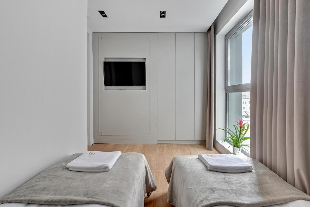 Granaria Rr Deluxe Apartment Old Town غدانسك المظهر الخارجي الصورة